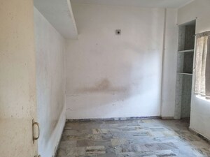 Room in  Apartment at Jilla Garden – for Sale