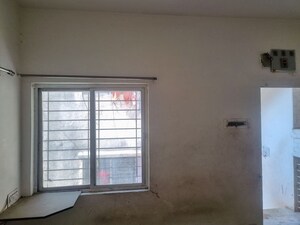 Room in  Apartment at Jilla Garden – for Sale