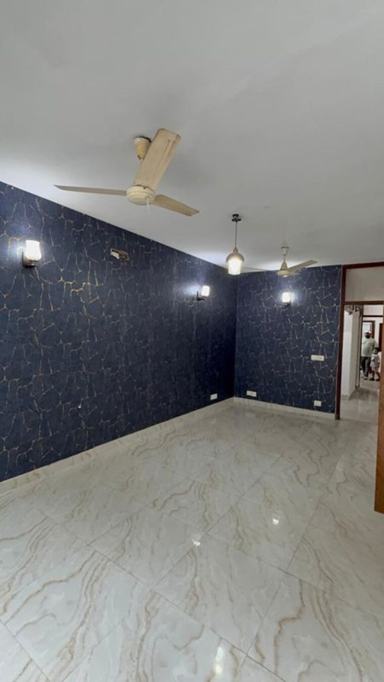 Kitchen, chittaranjan park 3 Bedroom 1350 Sq.Ft. Builder Floor In Chittaranjan Park Delhi 10597795