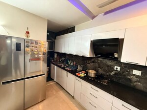 Kitchen in  Builder Floor at SS Almeria, Sector 84 – for Sale