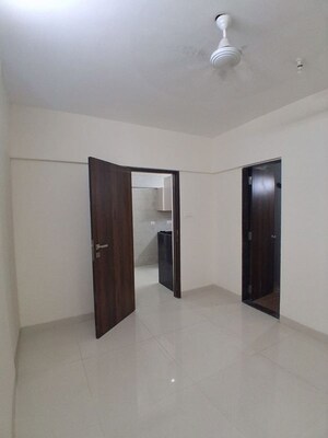Room in 1 BHK Apartment at Liberty Garden, Malad West – for Rent