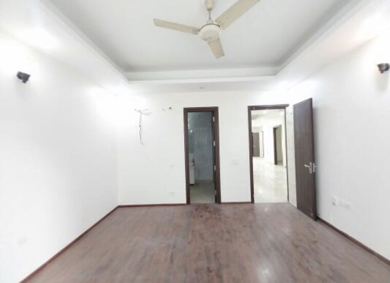 Room, palam vihar 3 Bedroom 360 Sq.Yd. Builder Floor In Palam Vihar Gurgaon 10597906