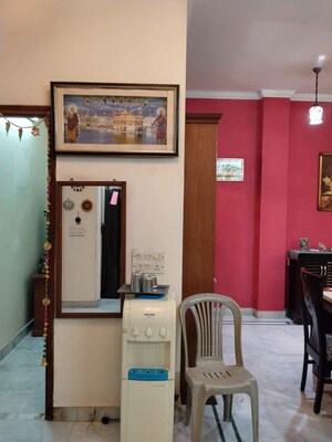 Team Area in 3 BHK Builder Floor at Kalkaji – for Rent