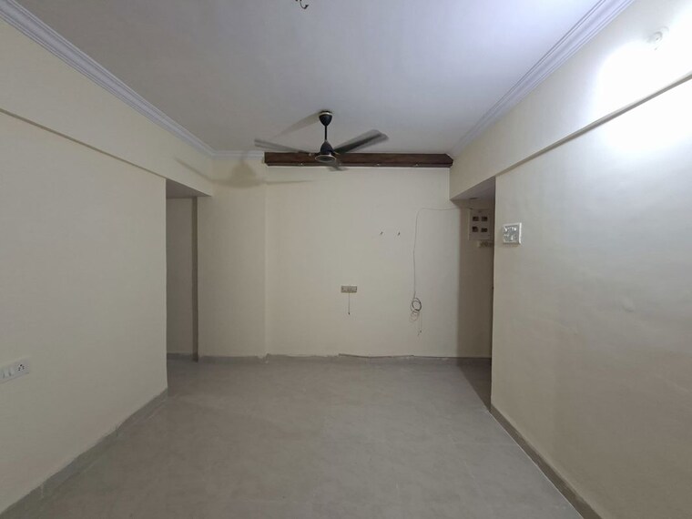 Hall, ic colony 1 Bedroom 450 Sq.Ft. Apartment In Ic Colony Mumbai 10597982