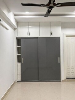 3 BHK + Prayer Room Apartment For Rent in Venkat Enclave Hitech City