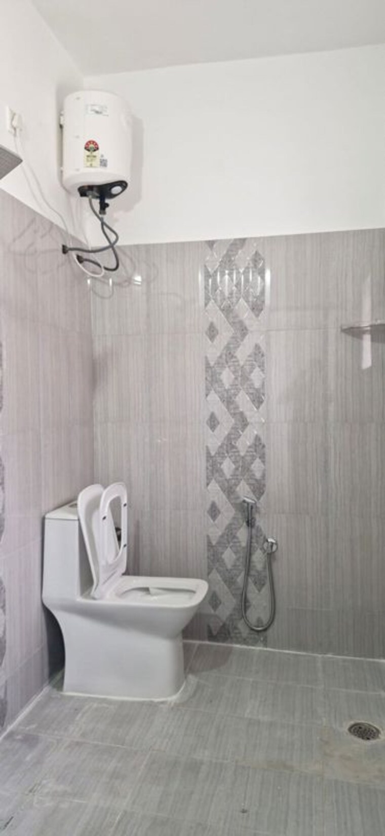 Bathroom, kondapur 3 Bedroom 2100 Sq.Ft. Builder Floor In Kondapur Hyderabad 10597994