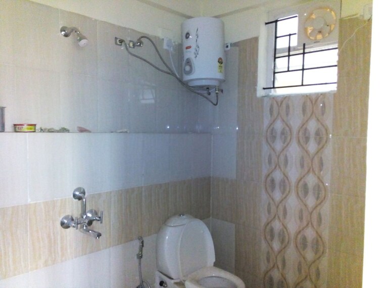 Bathroom, mj-lifestyle-astyllen 3 Bedroom 1580 Sq.Ft. Apartment In Sarjapur Road Bangalore 10597284