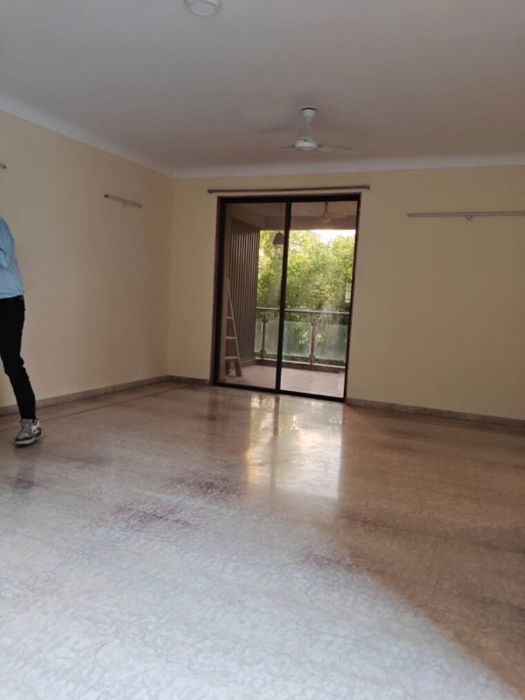 Room, standalone-apartments 3.5 Bedroom 1850 Sq.Ft. Apartment In Kalyani Nagar Pune 10598007