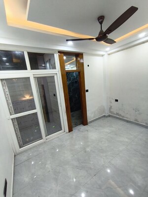 Room in 3 BHK Builder Floor at Niti Khand I – for Sale