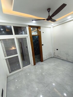 Room in 3 BHK Builder Floor at Niti Khand I – for Sale