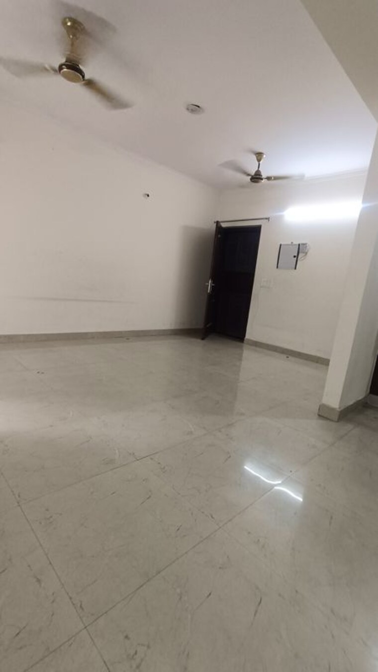 Room, saviour-park 2.5 Bedroom 1265 Sq.Ft. Apartment In Mohan Nagar Ghaziabad 10598020