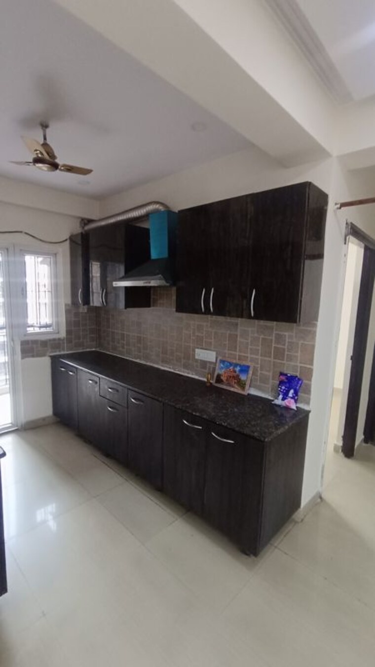 Kitchen, saviour-park 2.5 Bedroom 1265 Sq.Ft. Apartment In Mohan Nagar Ghaziabad 10598020