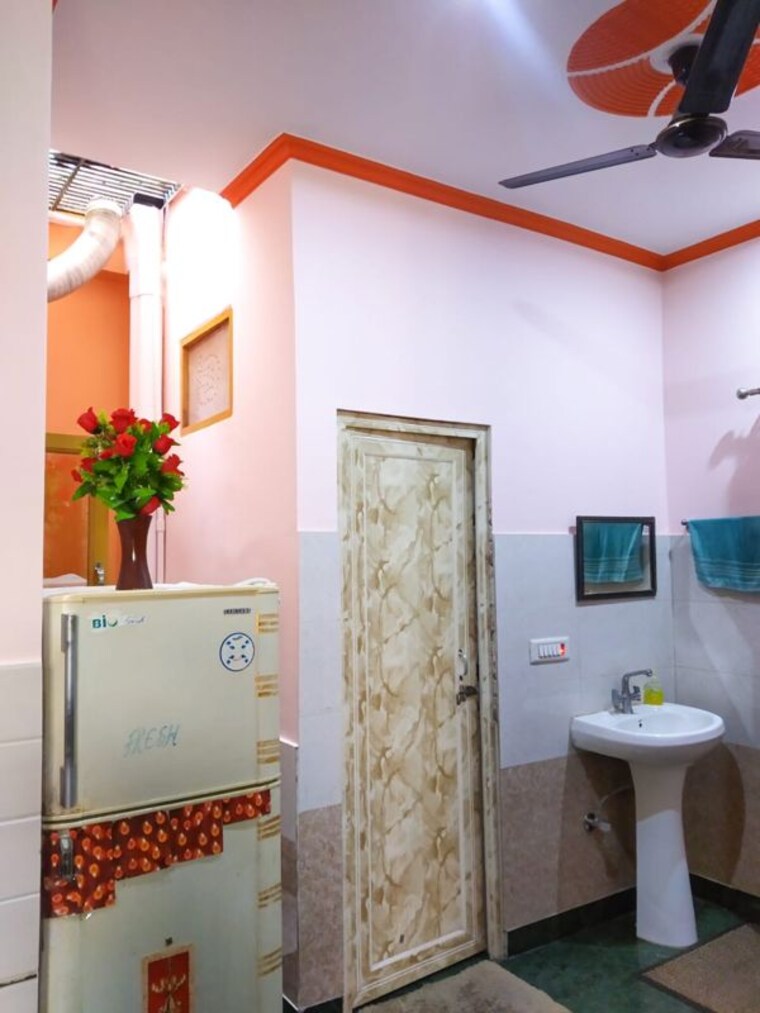 undefined, palam vihar extension 2 Bedroom 100 Sq.Yd. Builder Floor In Palam Vihar Extension Gurgaon 10598031