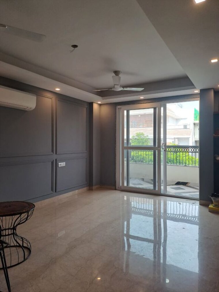 Room, south city 1 3 Bedroom 2500 Sq.Ft. Builder Floor In South City 1 Gurgaon 10598043