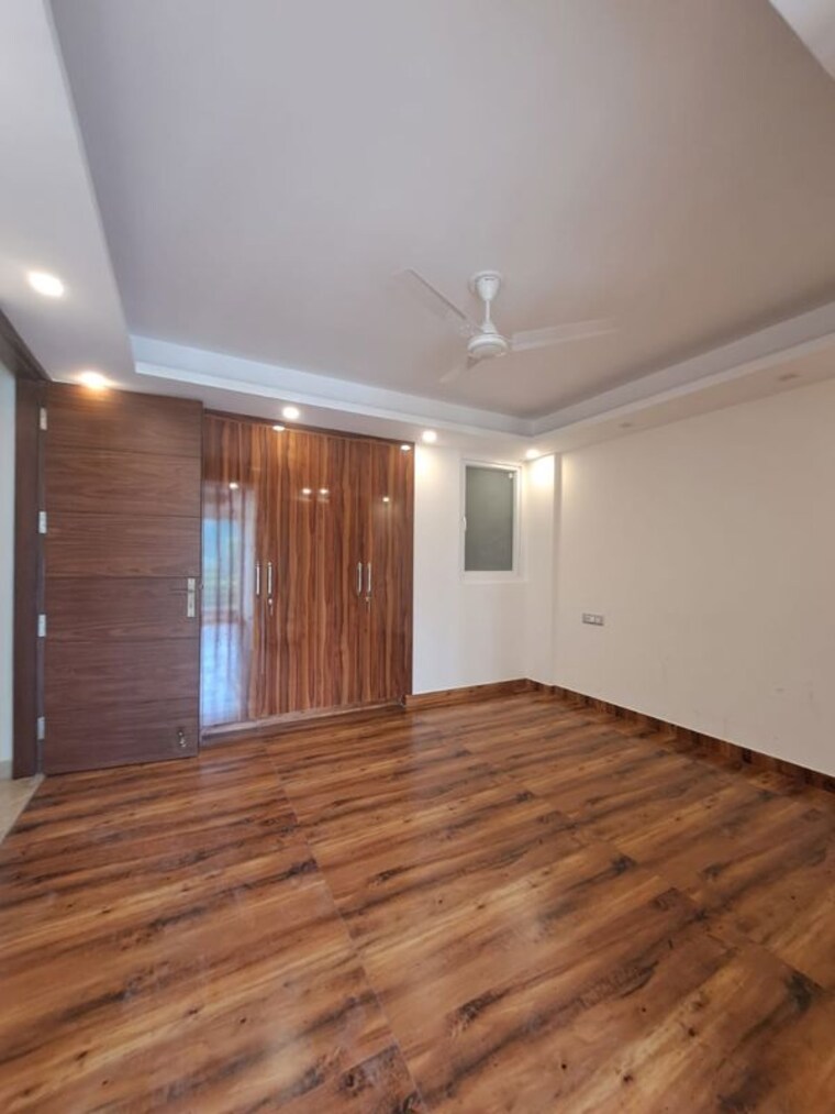 Room, south city 1 3 Bedroom 2500 Sq.Ft. Builder Floor In South City 1 Gurgaon 10598043