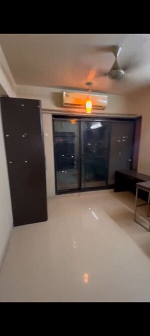 Furnished Amenities in 2.5 BHK Apartment at Kohinoor City Phase III, Kurla West – for Rent