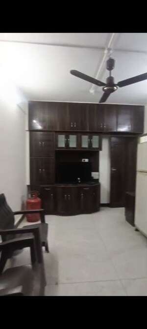 Furnished Amenities in 1 BHK Apartment at Pestom Sagar Colony, Chembur – for Rent