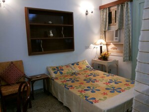 2 BHK Builder Floor For Rent in Greater Kailash