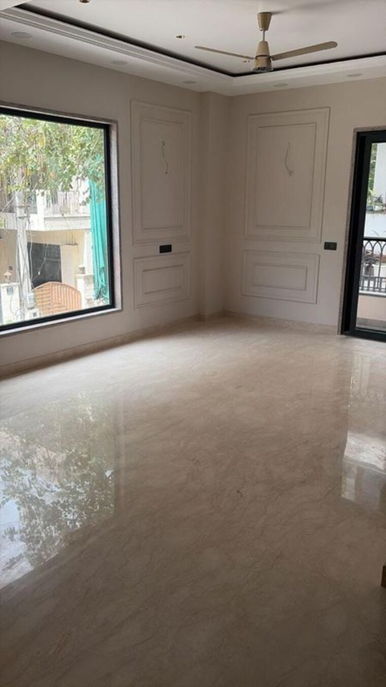 Room, south city 1 3 Bedroom 2500 Sq.Ft. Builder Floor In South City 1 Gurgaon 10598062