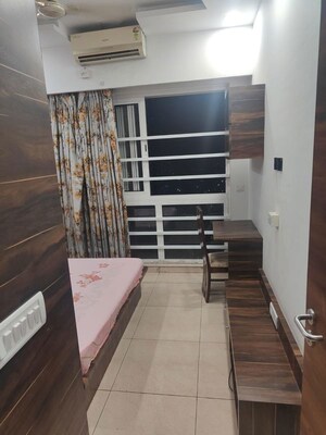 1 BHK Apartment For Rent in Siddha Sky, Sion