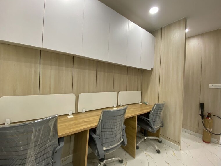 Team Area, alphathum Commercial Office Space 1140 Sq.Ft. In Sector 90 Noida 10598095