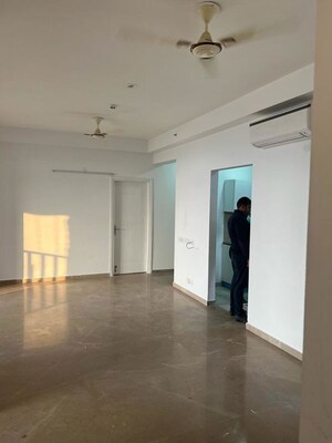 Room in 3 BHK Apartment at 3C Orris Greenopolis, Sector 89 – for Rent