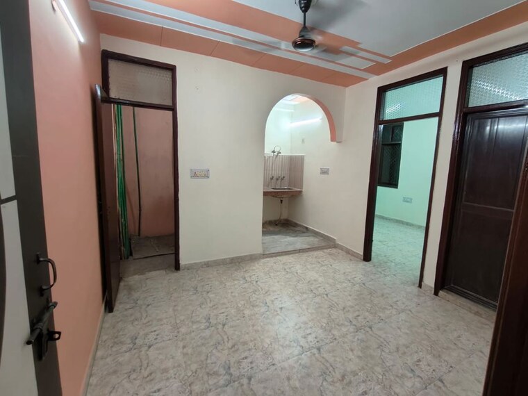 Room, mayur vihar 1.5 Bedroom 450 Sq.Ft. Builder Floor In Mayur Vihar Delhi 10598064