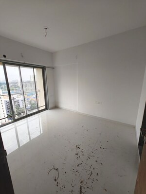 Room in 3 BHK Apartment at Marathon Monte South, Byculla West – for Rent