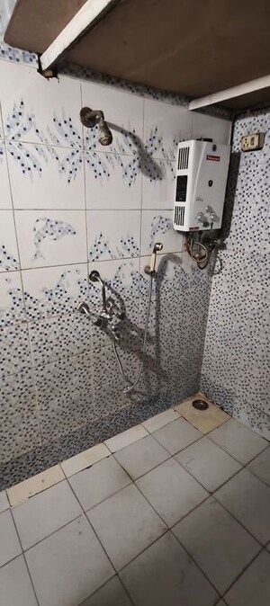 Bathroom in 2 BHK Apartment at Vrindavan CHS Vashi, Sanpada – for Rent