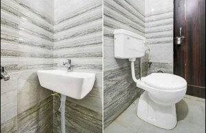 Bathroom in 3 BHK Apartment at Butler Colony – for Rent