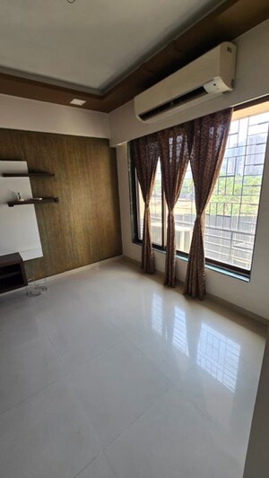 Room in 1 BHK Apartment at Squarefeet Grand Square, Anand Nagar – for Sale