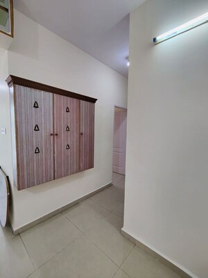 Room in 2 BHK Apartment at Jains Cedar Point, Pallavaram – for Rent