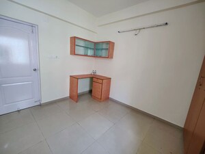 Room in 2 BHK Apartment at Jains Cedar Point, Pallavaram – for Rent