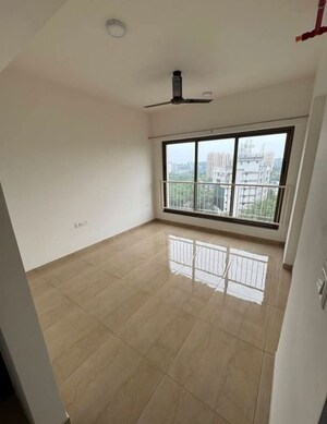 Room in 2 BHK Apartment at Mahindra Alcove, Chandivali – for Rent