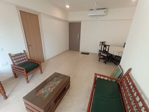 Bedroom in 2 BHK Apartment at Sunset Heights Pali Hill, Pali Hill – for Rent