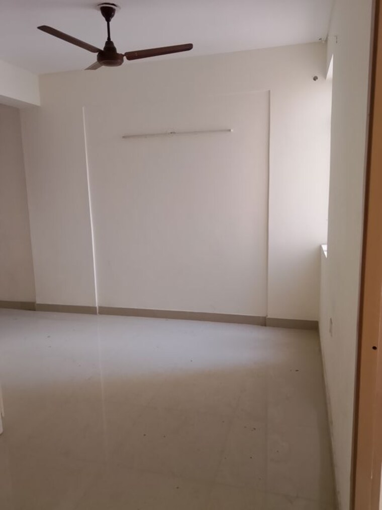 Room, pareena-laxmi-apartments 2 Bedroom 620 Sq.Ft. Apartment In Sector 99 Gurgaon 10598191