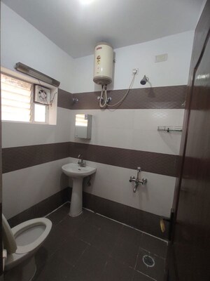 Bathroom in 3 BHK Builder Floor at Rt Nagar – for Rent