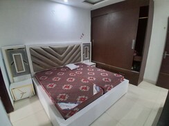 3 BHK + Servant Room Apartment For Rent in Highland Park Chandigarh
