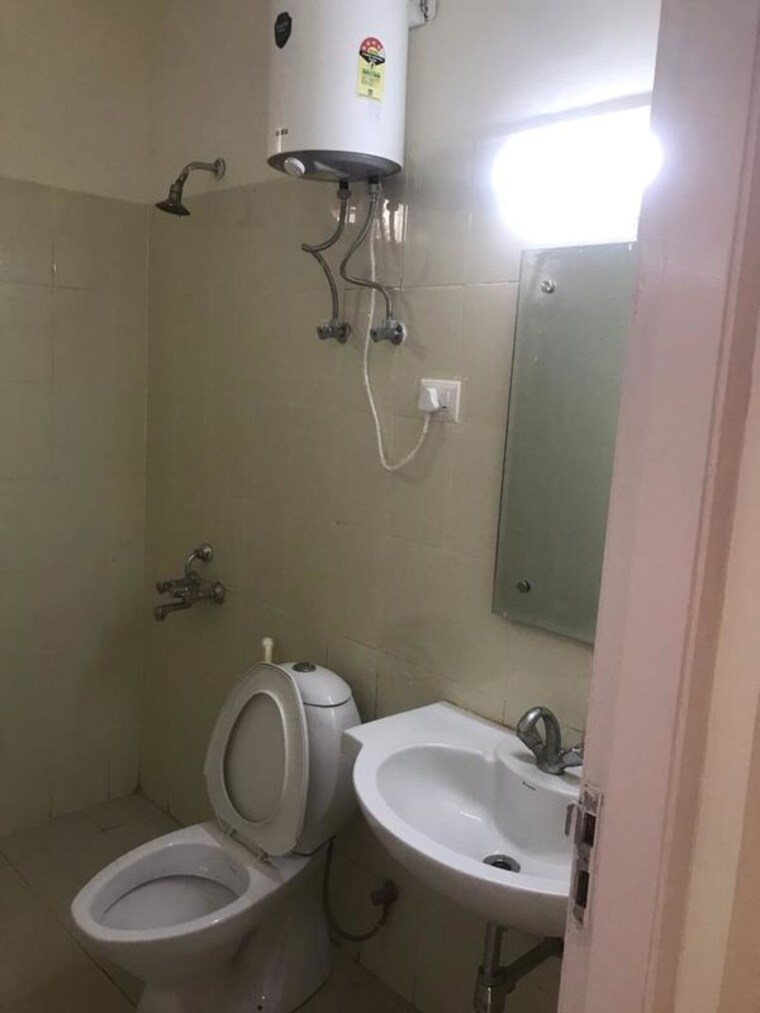 Bathroom, vatika-inxt-emilia-floors 2 Bedroom 930 Sq.Ft. Builder Floor In Sector 82 Gurgaon 10598273