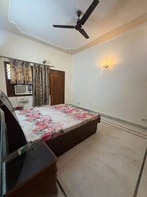 Bedroom in 2 BHK Builder Floor at Sector 17a – for Rent