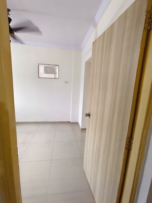 Bathroom in 1 BHK Apartment at Unnathi Woods Phase 1 And 2, Ghodbunder Road – for Rent