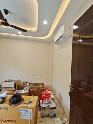 Furnished Amenities in 3 BHK Builder Floor at Palam Vihar – for Rent