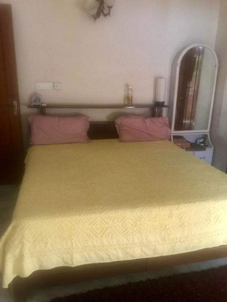 Bedroom, ardee-city-the-residency 4 Bedroom 1724 Sq.Ft. Apartment In Sector 52 Gurgaon 10598294