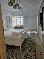 2 BHK + Study Room,Store Room 750 Sq.Ft. Apartment in Sea View Apartments Bandra