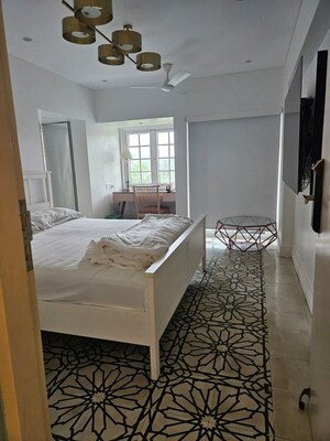 2 BHK Apartment For Rent in Sea View Apartments Bandra, Bandra West