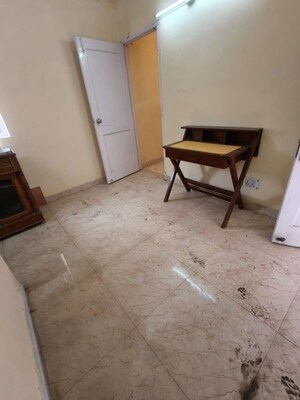 Room in 1 BHK Builder Floor at Greater Kailash – for Rent