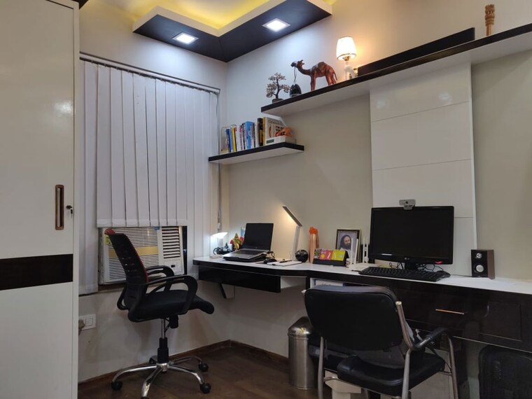 Team Area, jm-aroma 3 Bedroom 1375 Sq.Ft. Apartment In Sector 75 Noida 10598335