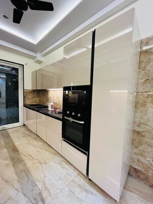 Kitchen in 4 BHK Builder Floor at Sector 31 – for Rent