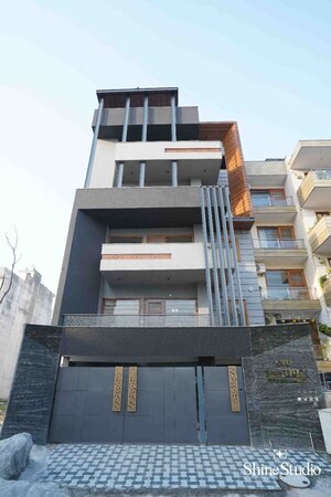 3 BHK Builder Floor – Exterior View View at Amolik Aster Woods, Sector 98 - for Sale