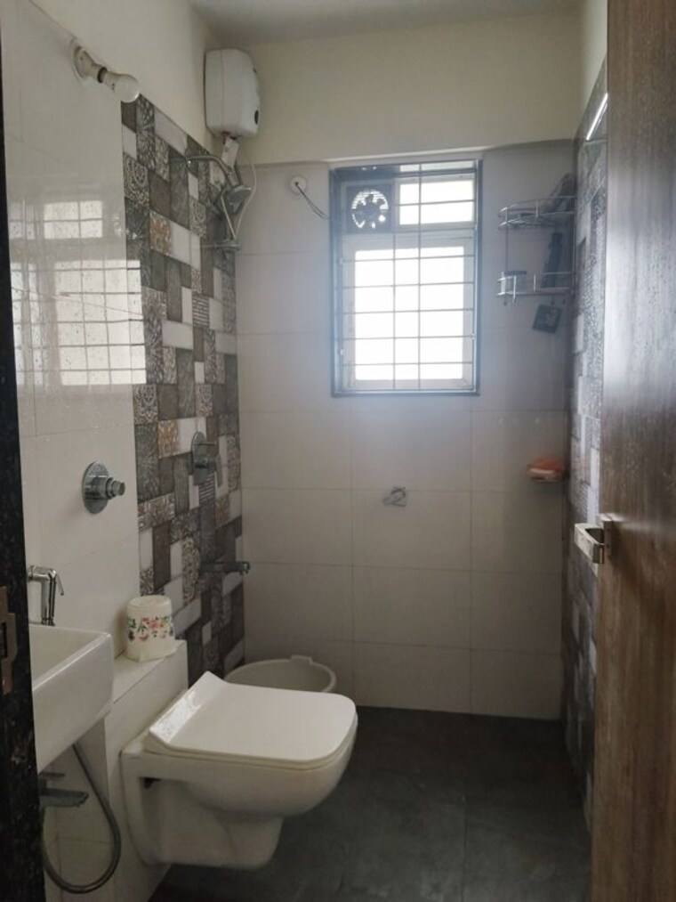 Bathroom, swaroop-residency 2 Bedroom 1000 Sq.Ft. Apartment In Ghatkopar East Mumbai 10598394